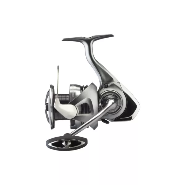 Naviják Daiwa 23 Exceler LT 4000D-C s přední brzdou