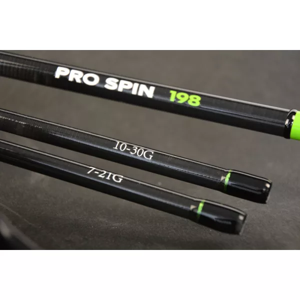 Wizard Pro Spin 2,40m 10-30/15-40gr 1+2dílný Přívlačový Prut