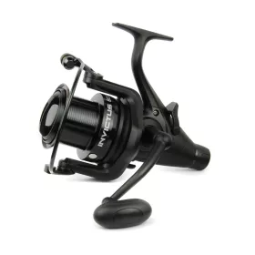 Carp Academy Invictus 8000 Naviják s volnoběžnou brzdou