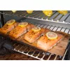 Broil King Smoke Vertikální plynový skříňový udírna