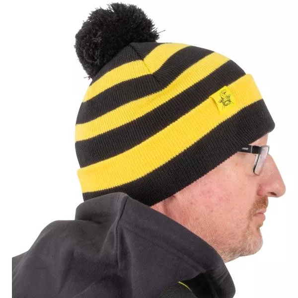 Black Cat Bobble Hat Pletená čepice