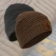 Vass-Tex Fleece Lined Ribbed Beanie Šedá čepice s velurovým logem