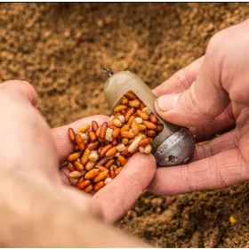   Guru Window Feeder X-Small okenní košíček 20+30gr - výměnné závaží